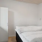 2 Bedroom Lovely In 아파트 슬라겔스